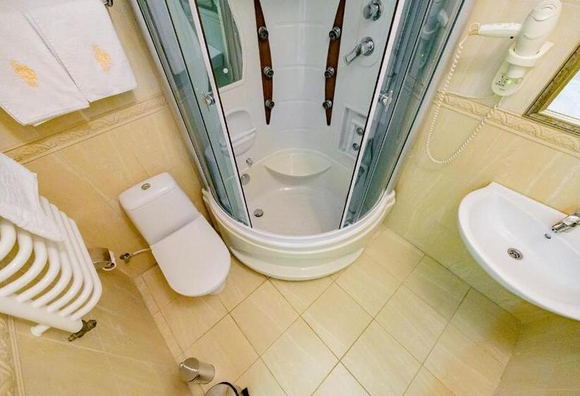 Suite Deluxe Pat King, Gostiniy Dvor