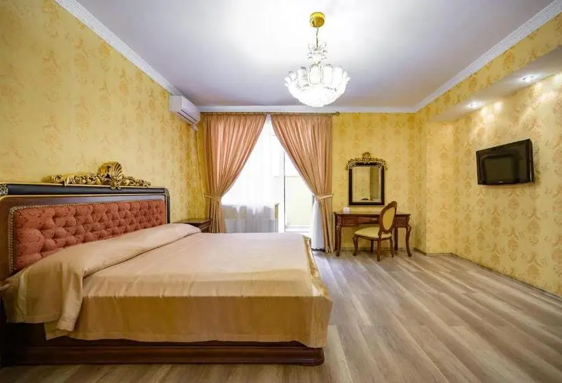 اتاق لوکس, Gostiniy Dvor