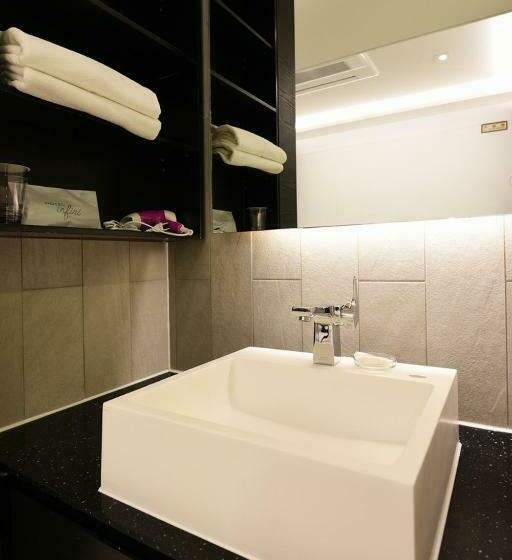 Номер Superior, Infini