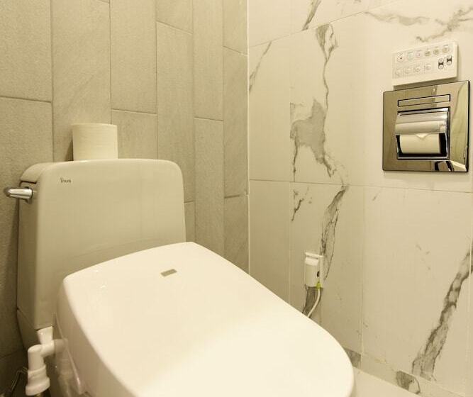 Номер Superior, Infini