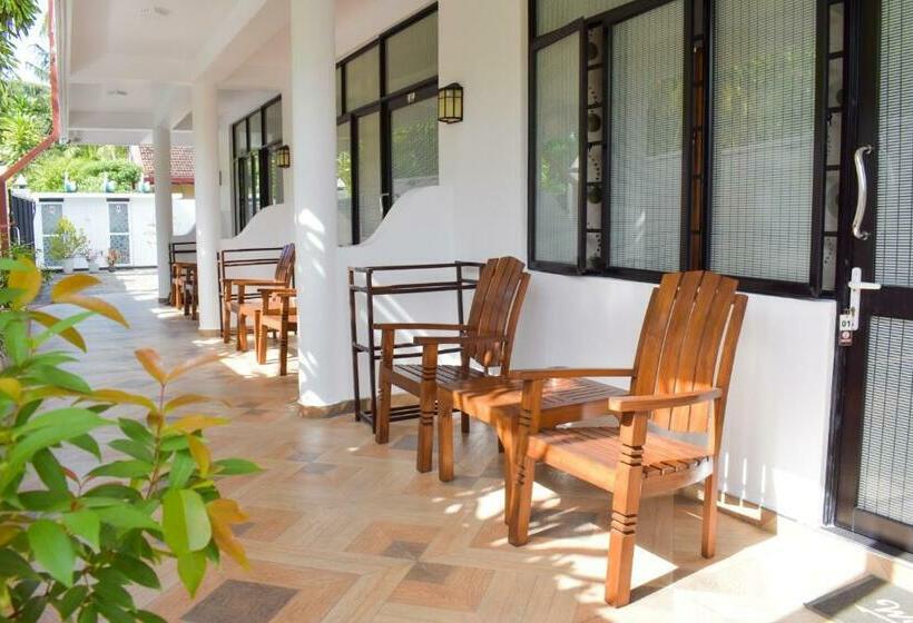 Номер Superior Кровать Кинг, Iresort