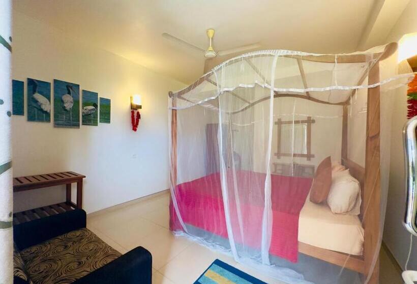 Номер Стандарт, Iresort