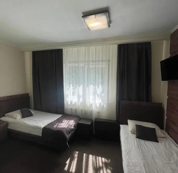 Habitació Economy, Kateryna