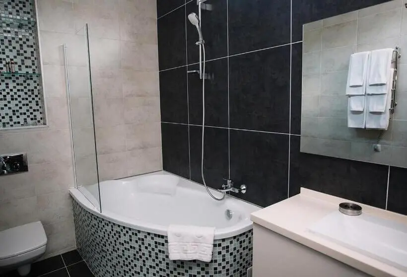 Habitació Quàdruple Deluxe, Kateryna
