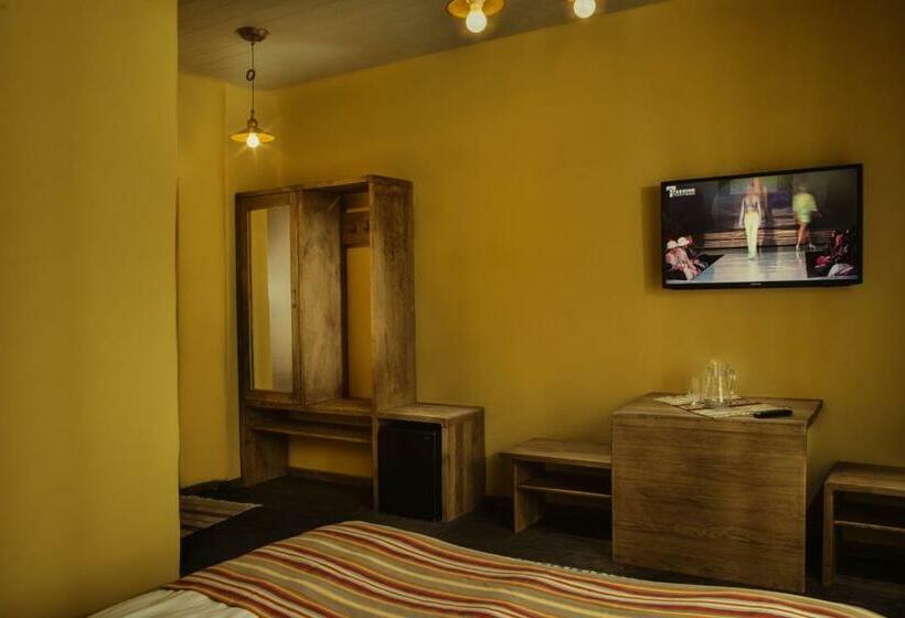 Standardrum med Balkong, Monysto