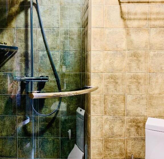 Standardrum, Monysto