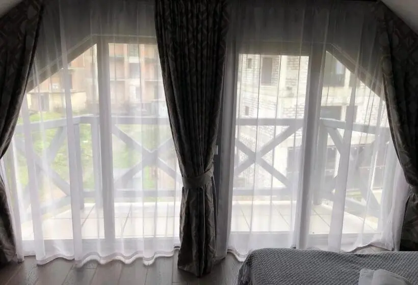 Apartament 1 Dormitori, Monysto