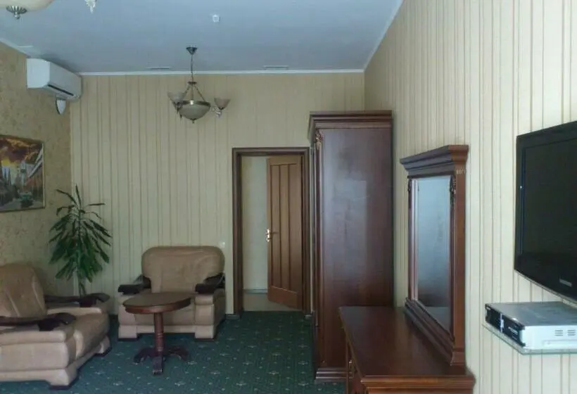 Superior-Zimmer, Status