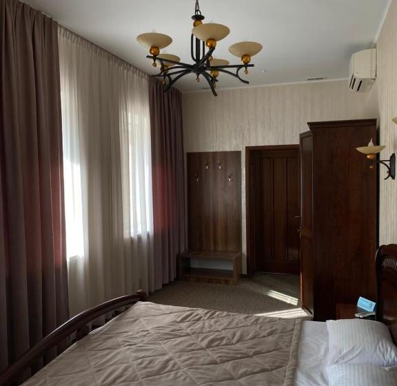 اتاق استاندارد, Status