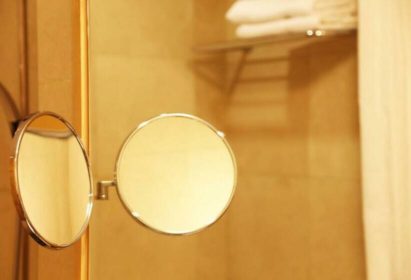 Номер бизнес-класса, The K Hotel Seoul