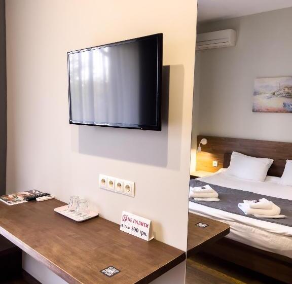 스탠다드 룸, Nebos Hotel & Restaurant