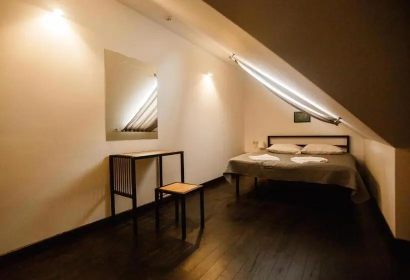 Economy-huone, Nebos Hotel & Restaurant