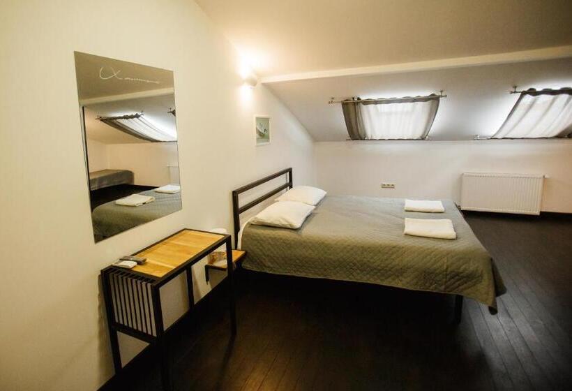 스탠다드 트리플 룸, Nebos Hotel & Restaurant