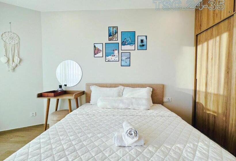 استودیو استاندارد با بالکن, Tn Homestay