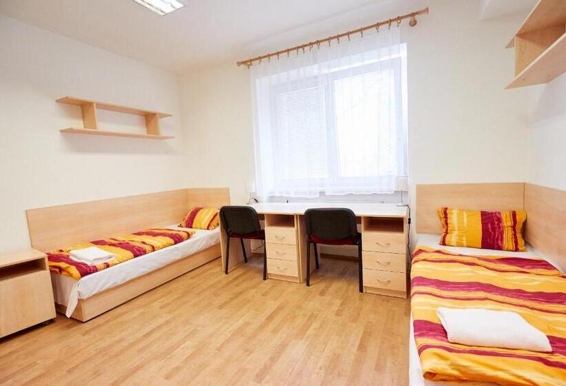 آپارتمان 3 خوابه, University