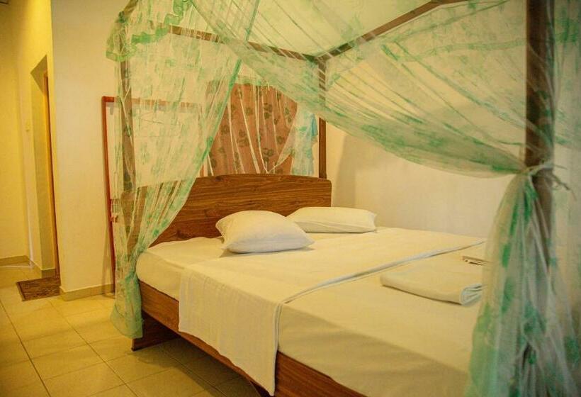 Quarto standart com varanda, Lake Edge Holiday Inn