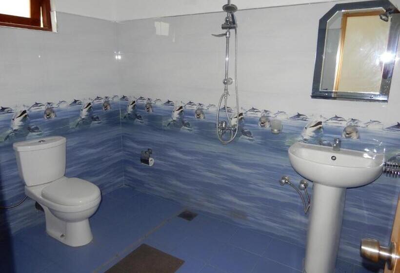 Quarto Deluxe com Balcão, Lake Edge Holiday Inn