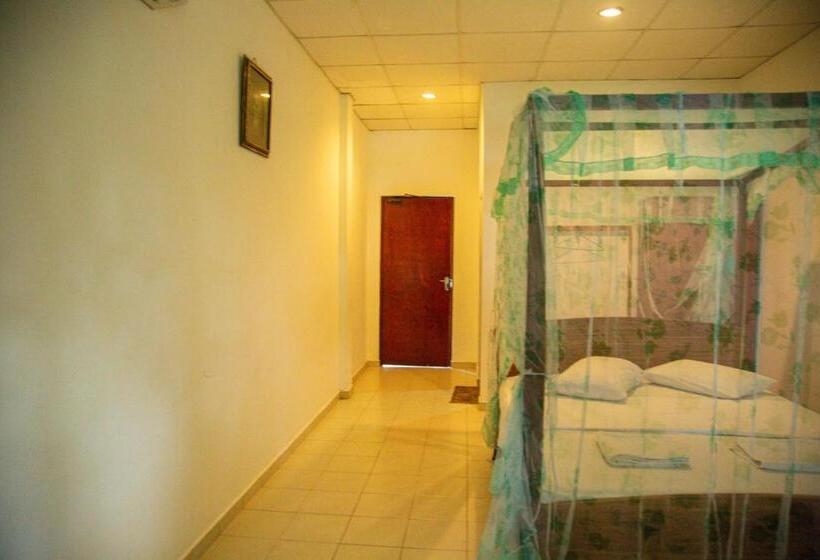 Quarto standart com varanda, Lake Edge Holiday Inn