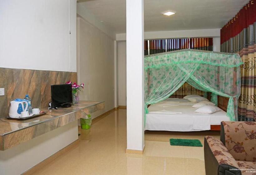 Suite Vista Lago, Lake Edge Holiday Inn