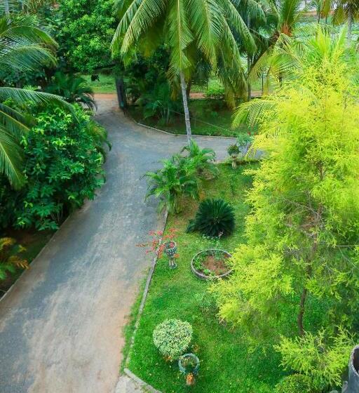 Suite Vista Lago, Lake Edge Holiday Inn