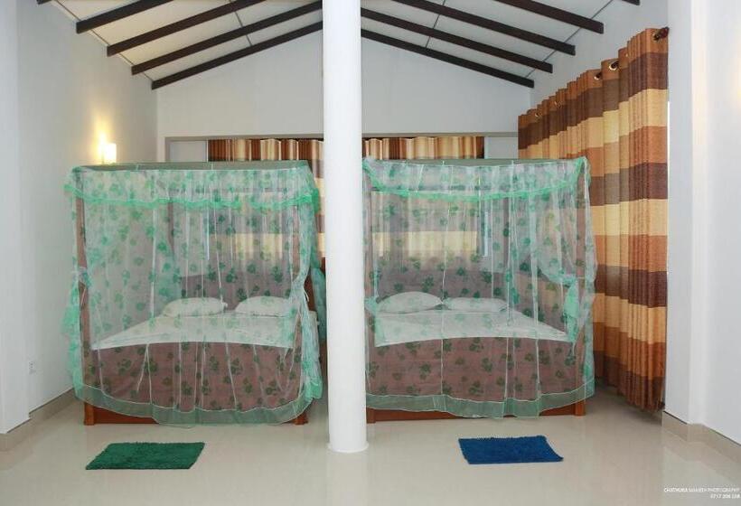 Suite Vista Lago, Lake Edge Holiday Inn