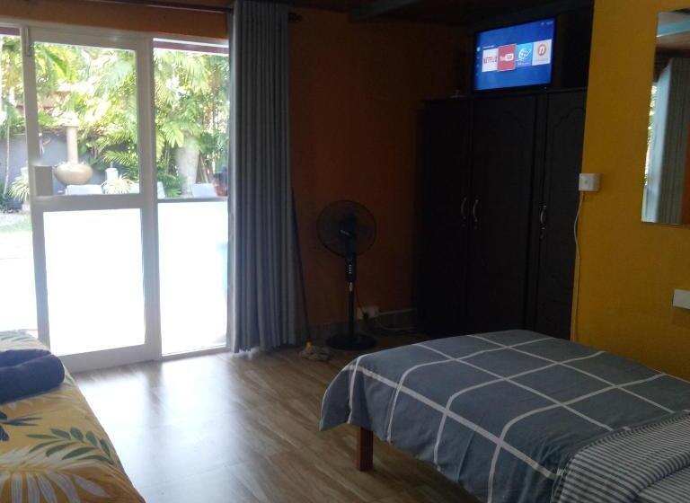 غرفة ديلوكس ثلاثية, Palms Villa