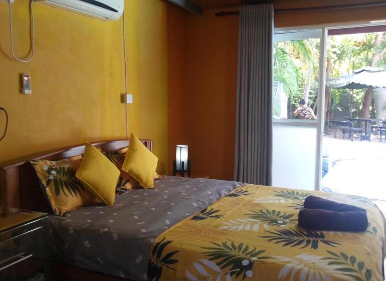 غرفة ديلوكس ثلاثية, Palms Villa