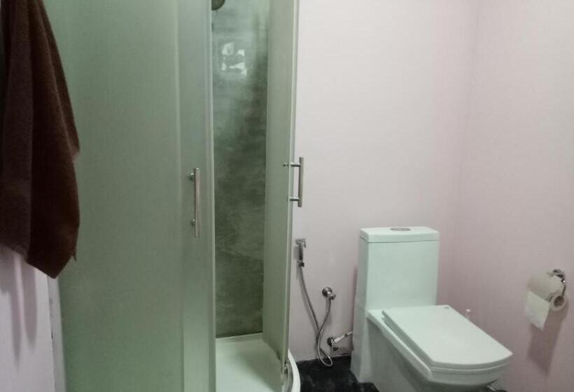 标准间, Palms Villa