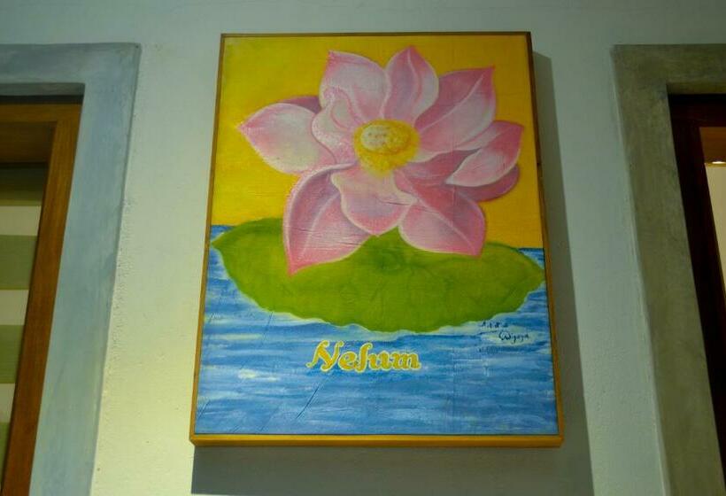 اتاق لوکس با بالکن, The Residence Hikkaduwa