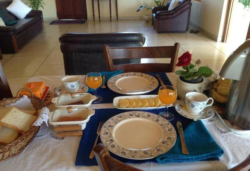 ガーデンビュースタンダードルーム, The Views Kandy 360 Mountain View