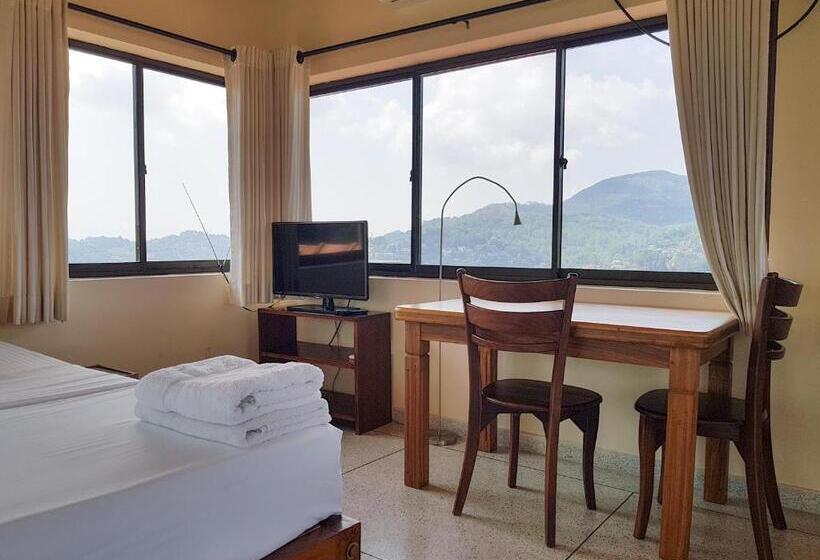 マウンテンビューデラックスルーム, The Views Kandy 360 Mountain View