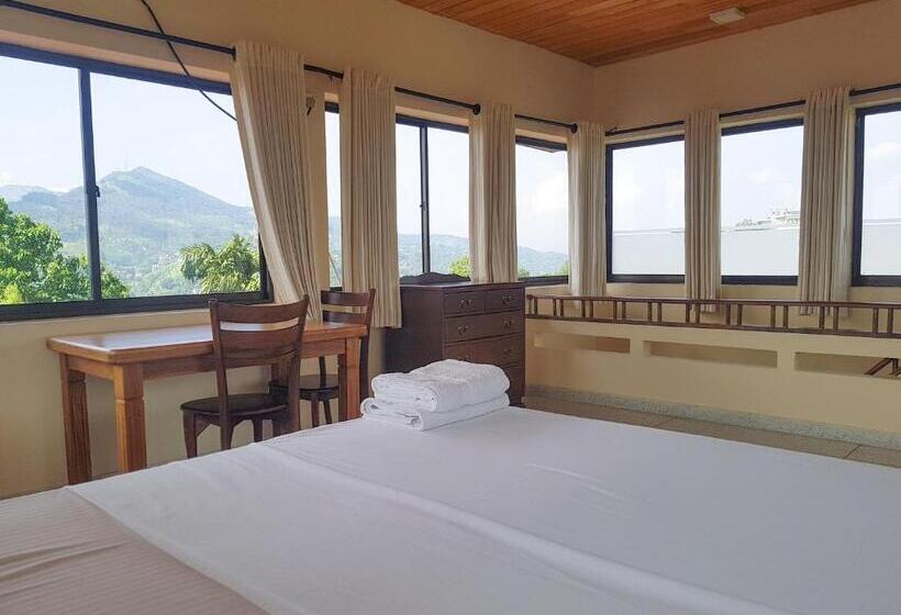 マウンテンビューデラックスルーム, The Views Kandy 360 Mountain View