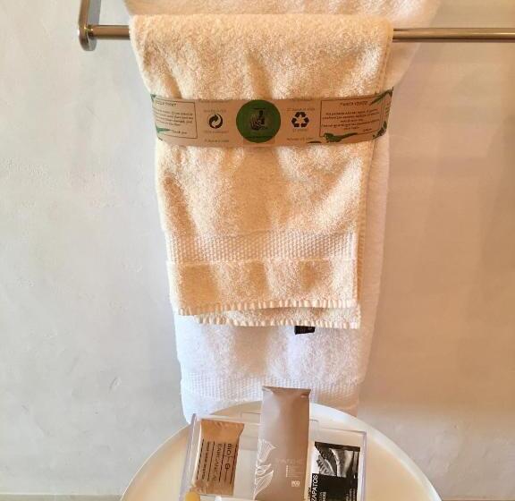 Номер Basic, Boutique B&b Número Cuatro