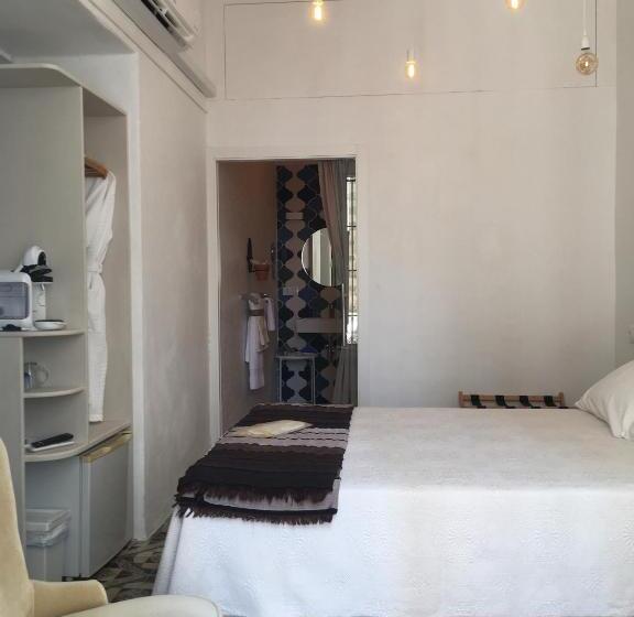 Номер Basic, Boutique B&b Número Cuatro