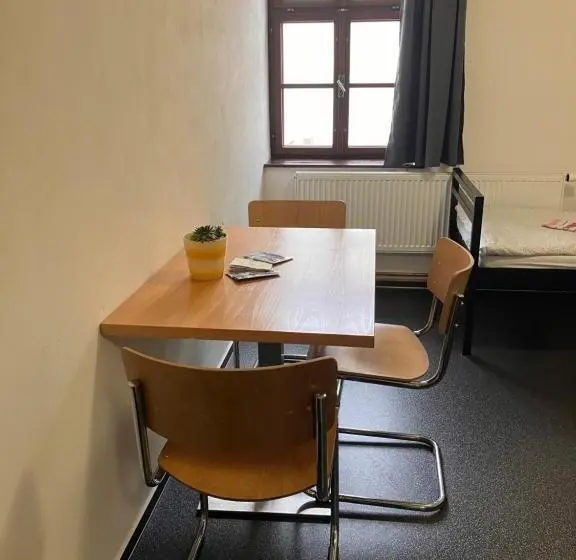 １ベッドルームアパートメント, Hostel Eleven