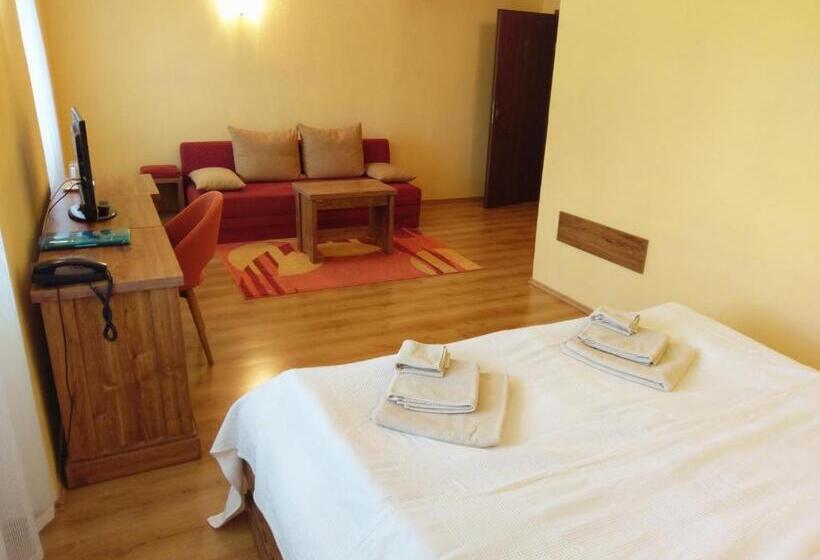 חדר דלוקס, A Hostinec Tálský Mlýn