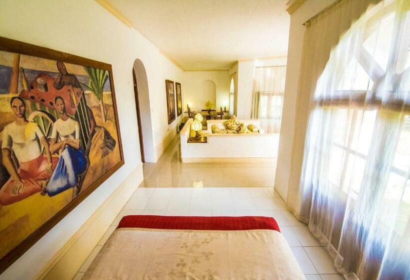 デラックスファミリールーム, Ella Planters Bungalow