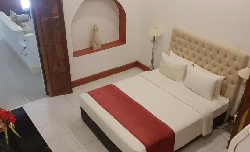 デラックスファミリールーム, Ella Planters Bungalow