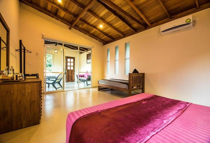 キャビン, Ella Planters Bungalow