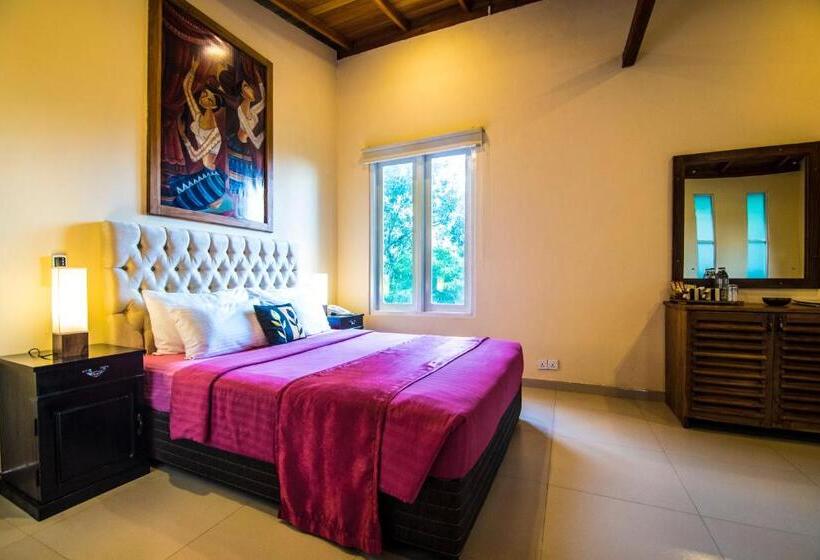 キャビン, Ella Planters Bungalow