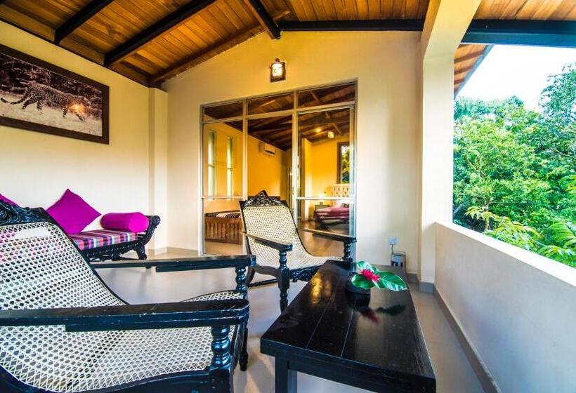 キャビン, Ella Planters Bungalow