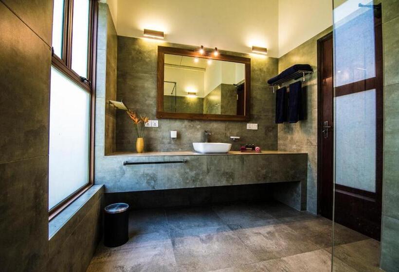 デラックスルーム, Ella Planters Bungalow