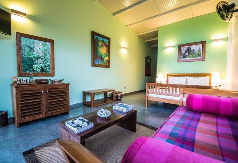 デラックスルーム, Ella Planters Bungalow