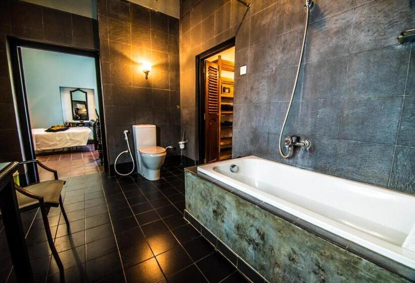 デラックスファミリールーム, Ella Planters Bungalow