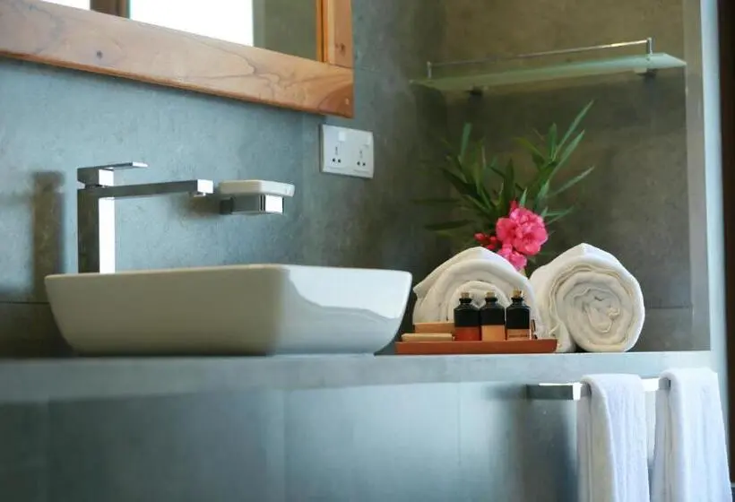 デラックスルーム, Ella Planters Bungalow