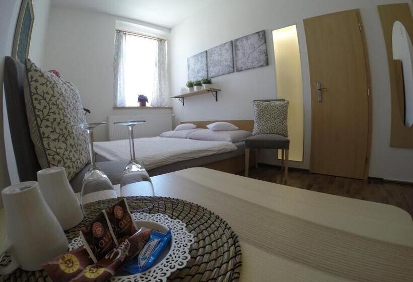 اتاق استاندارد, Grand Tabor