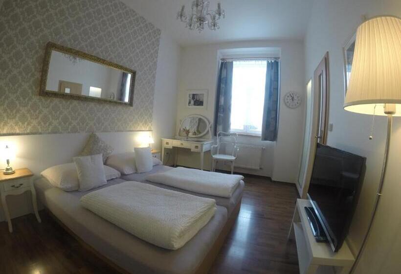 اتاق لوکس, Grand Tabor