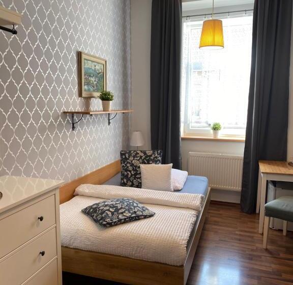 اتاق استاندارد یک نفره, Grand Tabor