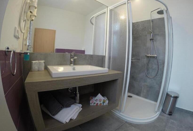 اتاق سوپریور, Grand Tabor