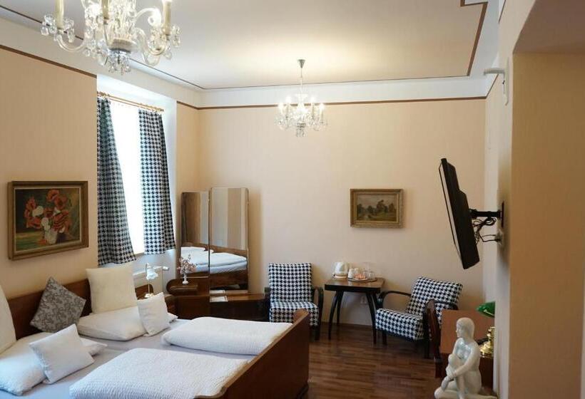 اتاق لوکس, Grand Tabor